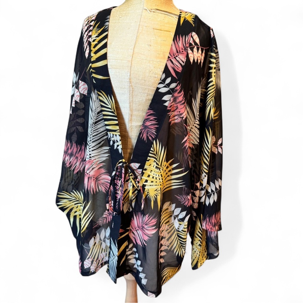 Orchid Row‎ kimono Fern Leaf Pattern Black Pink Yellow Resortwear Hawaiian
